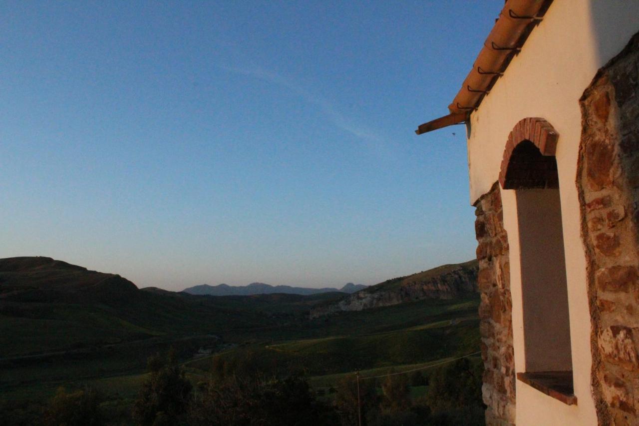 Ponte Calatrasi Agriturismo Roccamena Buitenkant foto