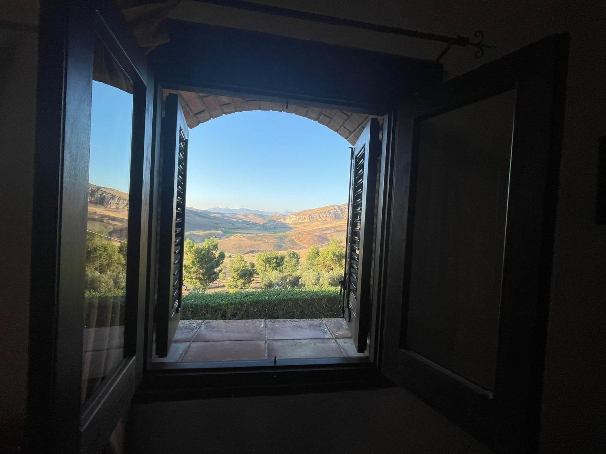 Ponte Calatrasi Agriturismo Roccamena Buitenkant foto